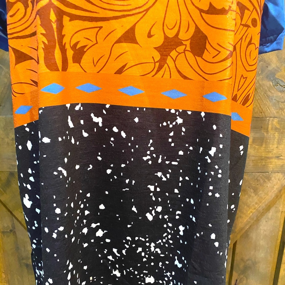 Electric Blue & Tooled Leather Print Splatter Paint Tee - Picture 10 of 13